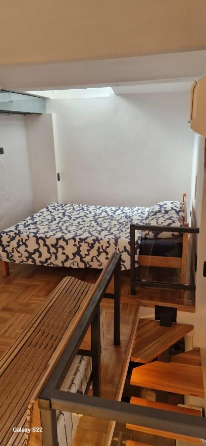 Micro Lägenhet Belgrad Exteriör bild